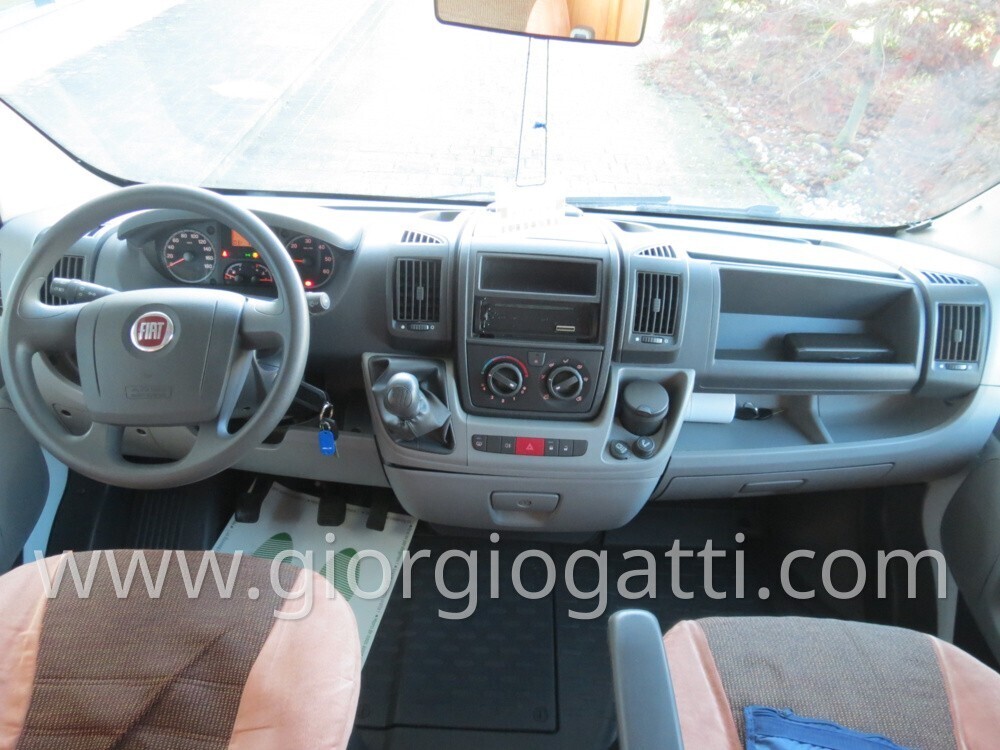 CAMPER MANSARDATO GIOTTILINE ILLUSION 630 CON CLIM