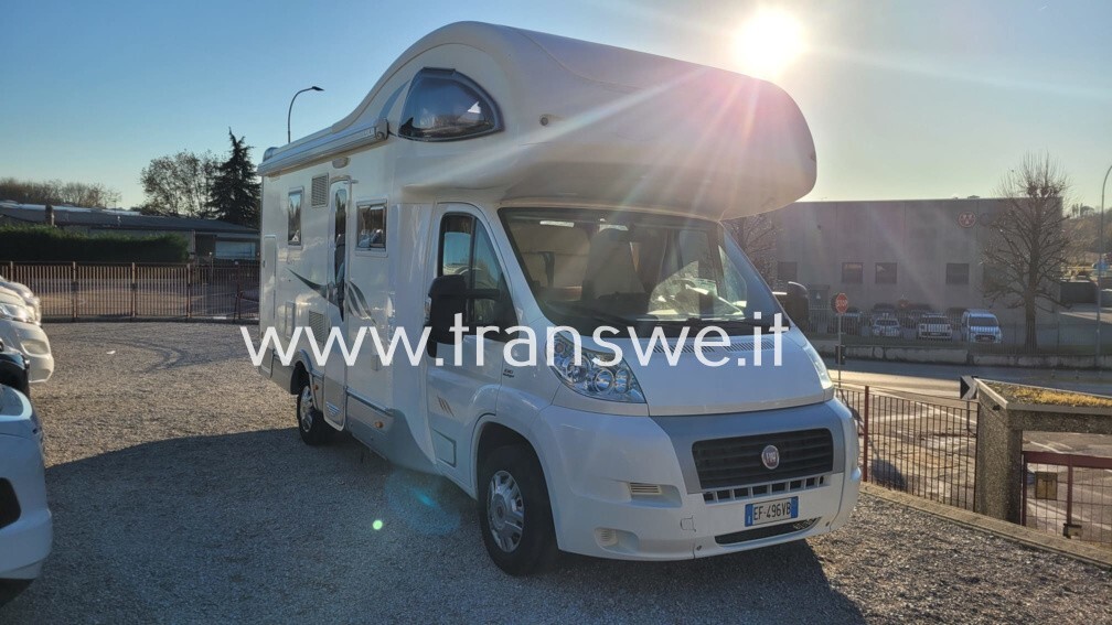 Mobilvetta Kea M75 camper mansardato usato Letti a