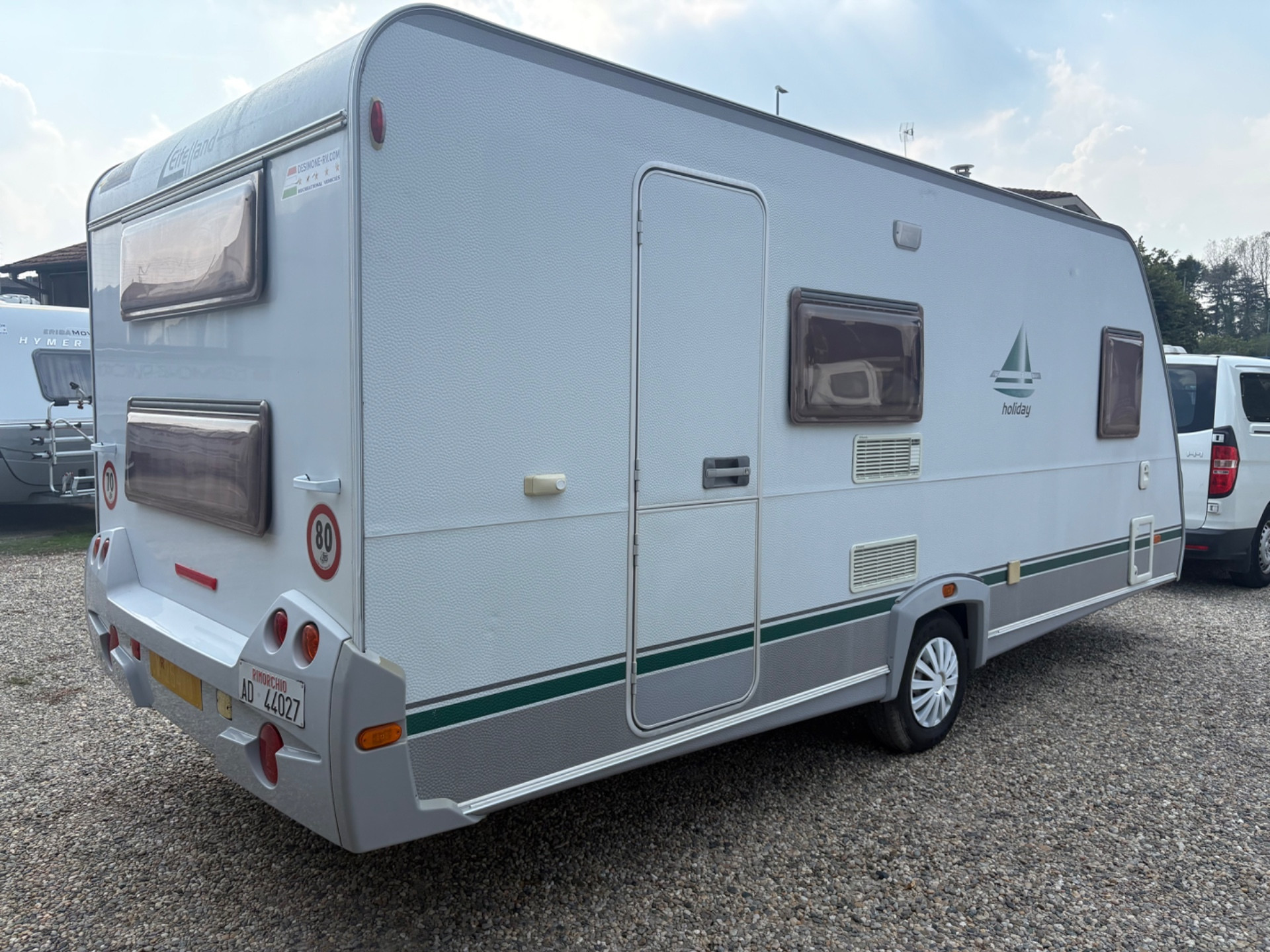 Knaus Eifelland 520-posti 4-veranda