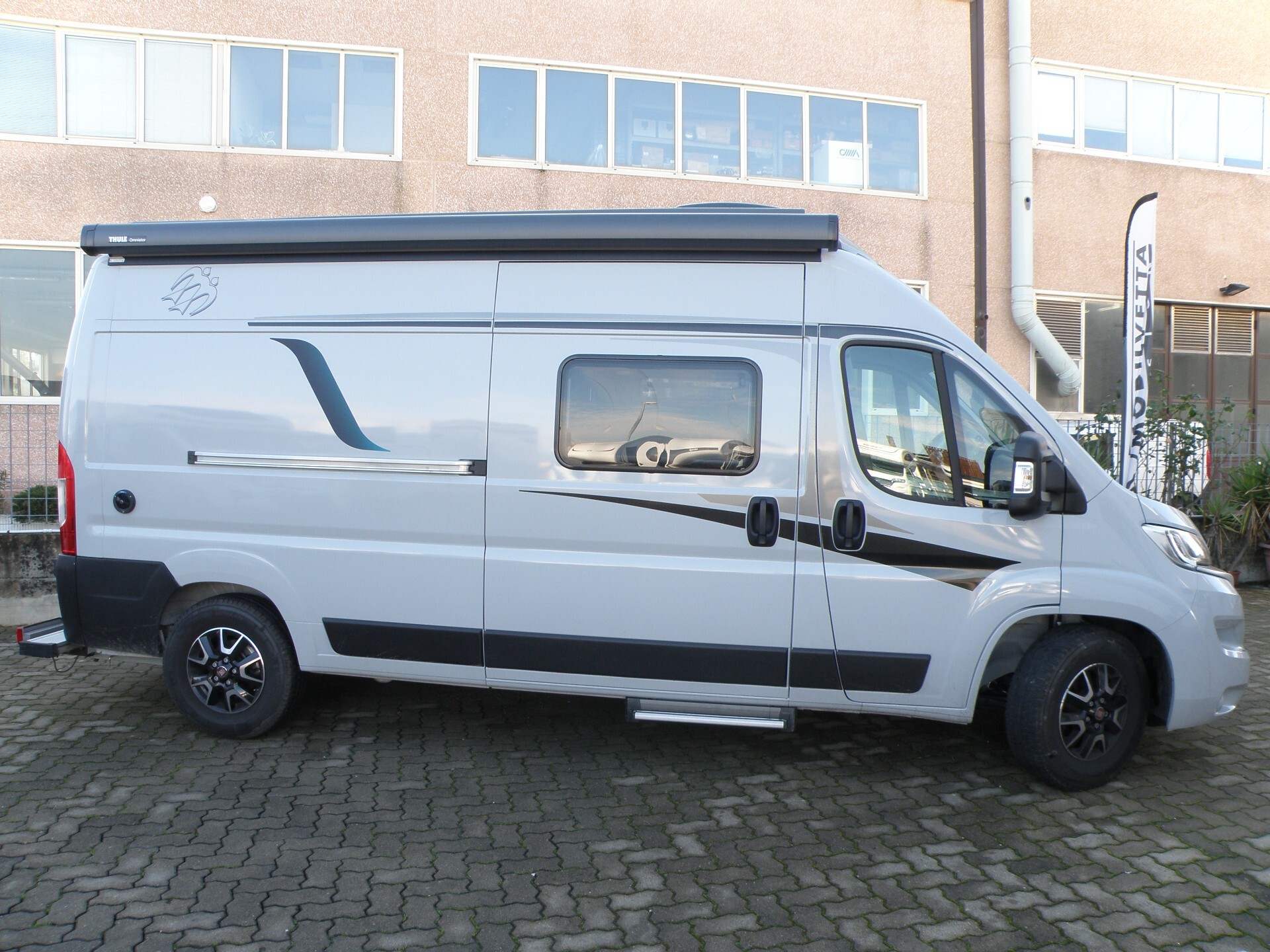 KNAUS BOX LIFE 600 VAN TETTO A SOFFIETTO