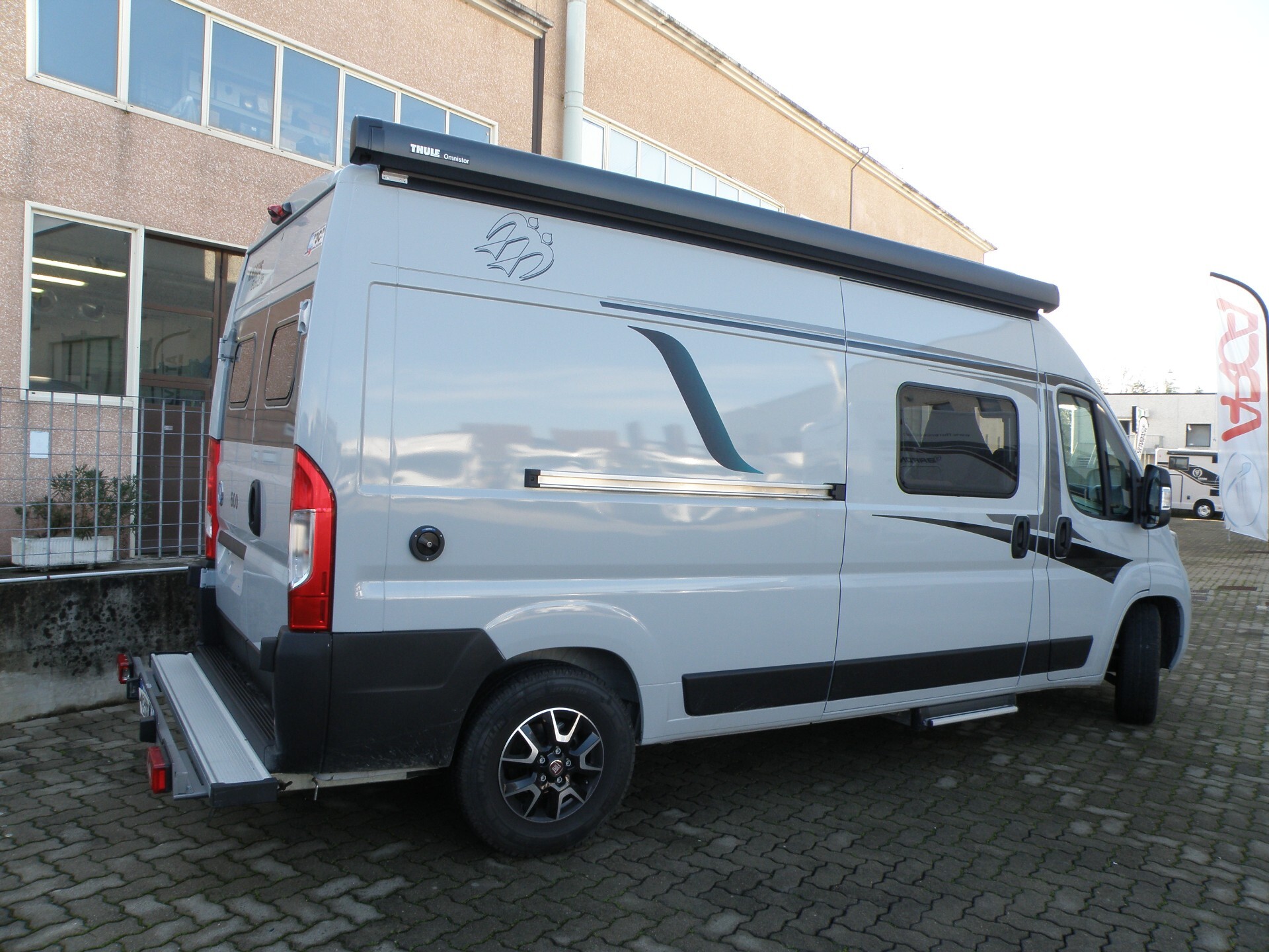KNAUS BOX LIFE 600 VAN TETTO A SOFFIETTO