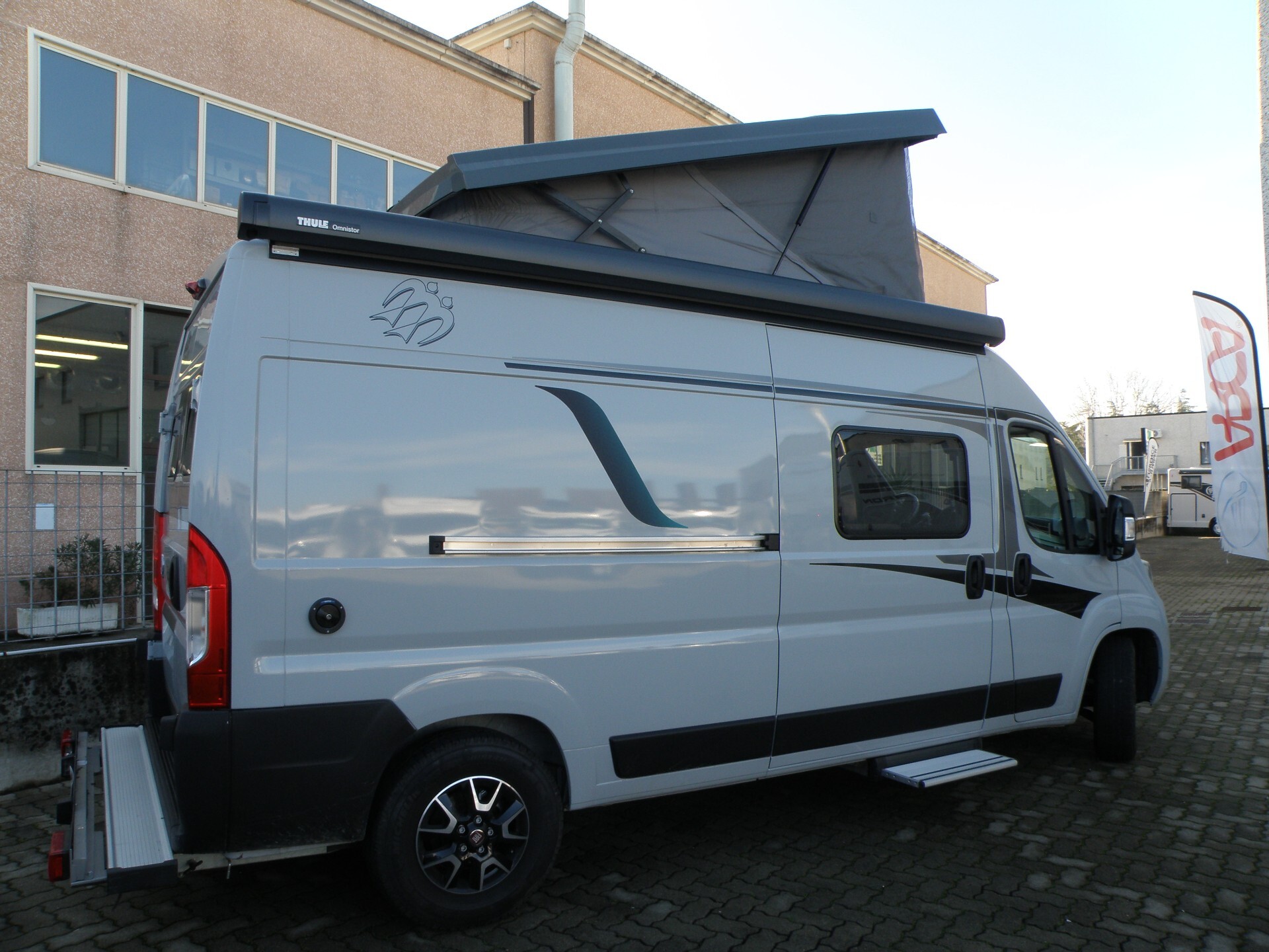 KNAUS BOX LIFE 600 VAN TETTO A SOFFIETTO