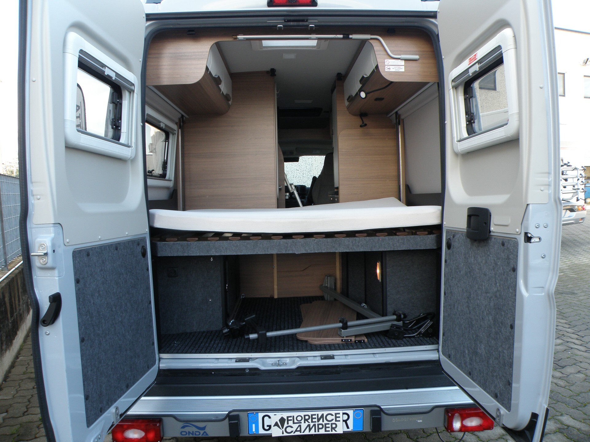 KNAUS BOX LIFE 600 VAN TETTO A SOFFIETTO
