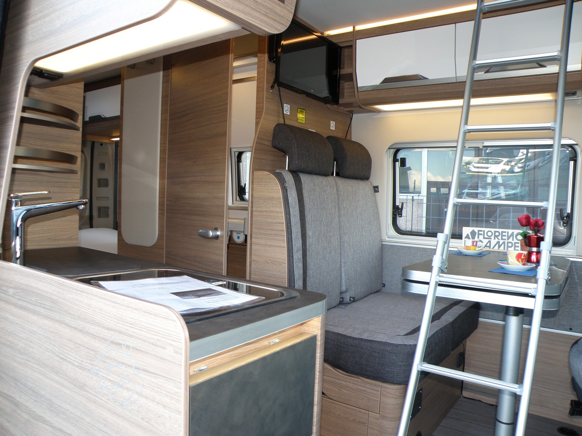 KNAUS BOX LIFE 600 VAN TETTO A SOFFIETTO