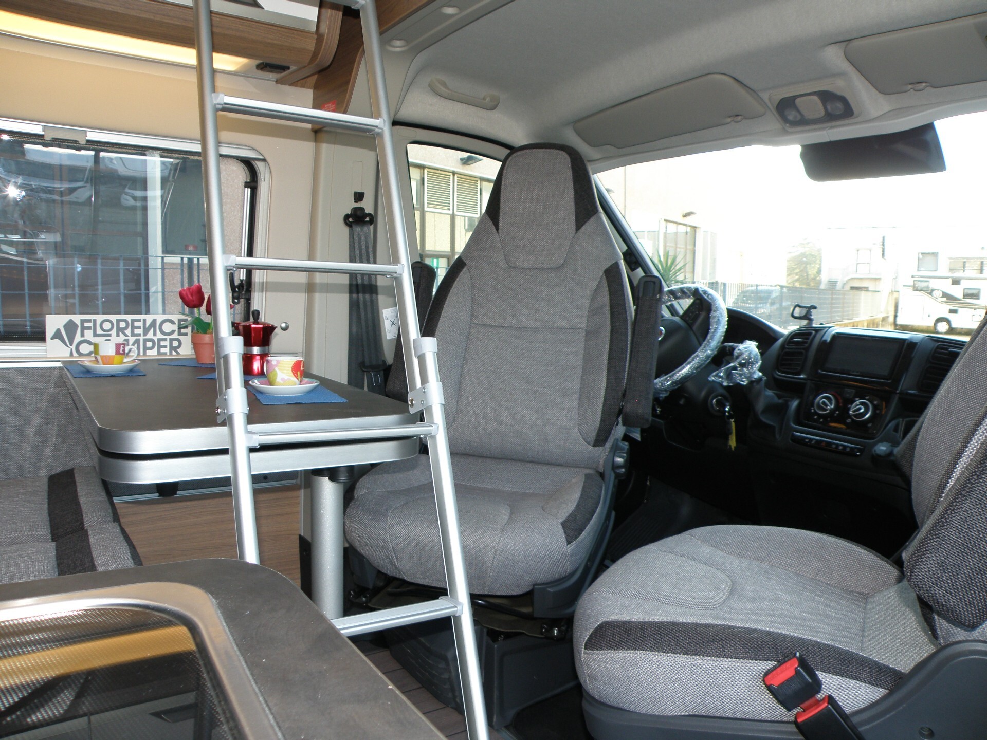 KNAUS BOX LIFE 600 VAN TETTO A SOFFIETTO