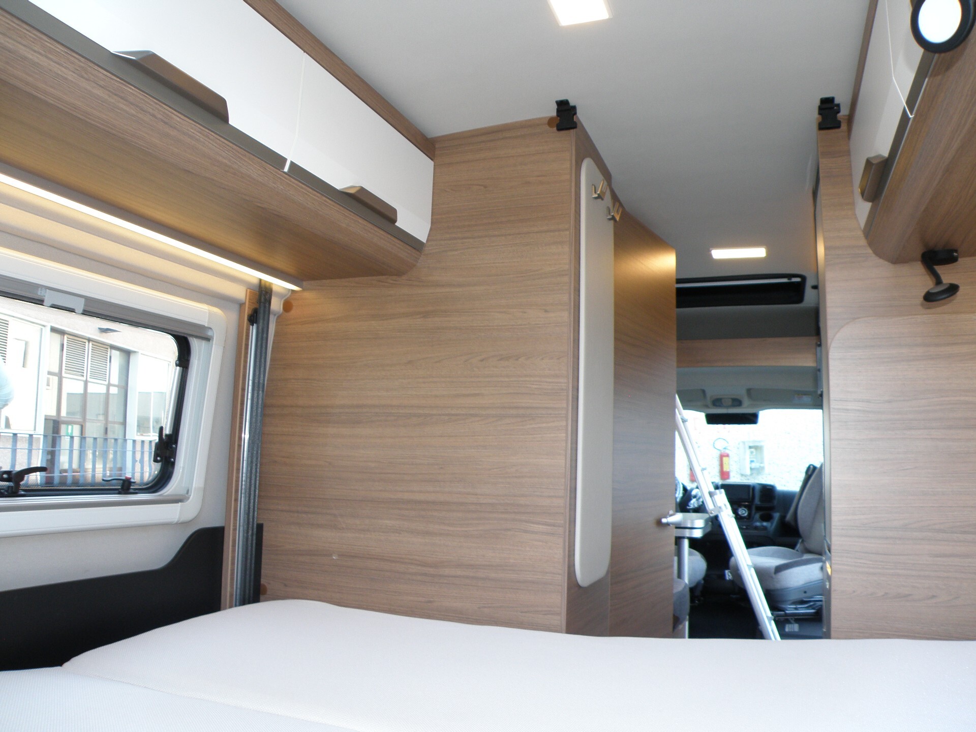 KNAUS BOX LIFE 600 VAN TETTO A SOFFIETTO