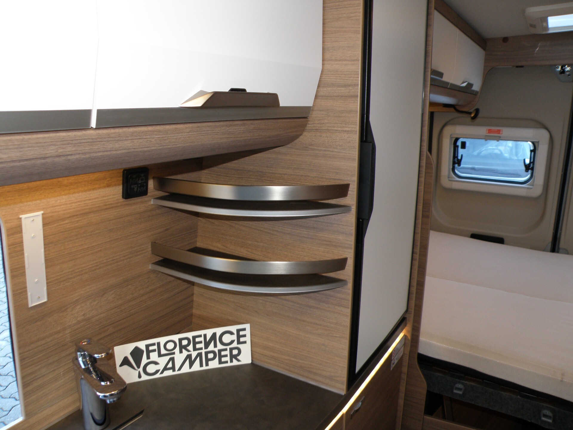 KNAUS BOX LIFE 600 VAN TETTO A SOFFIETTO