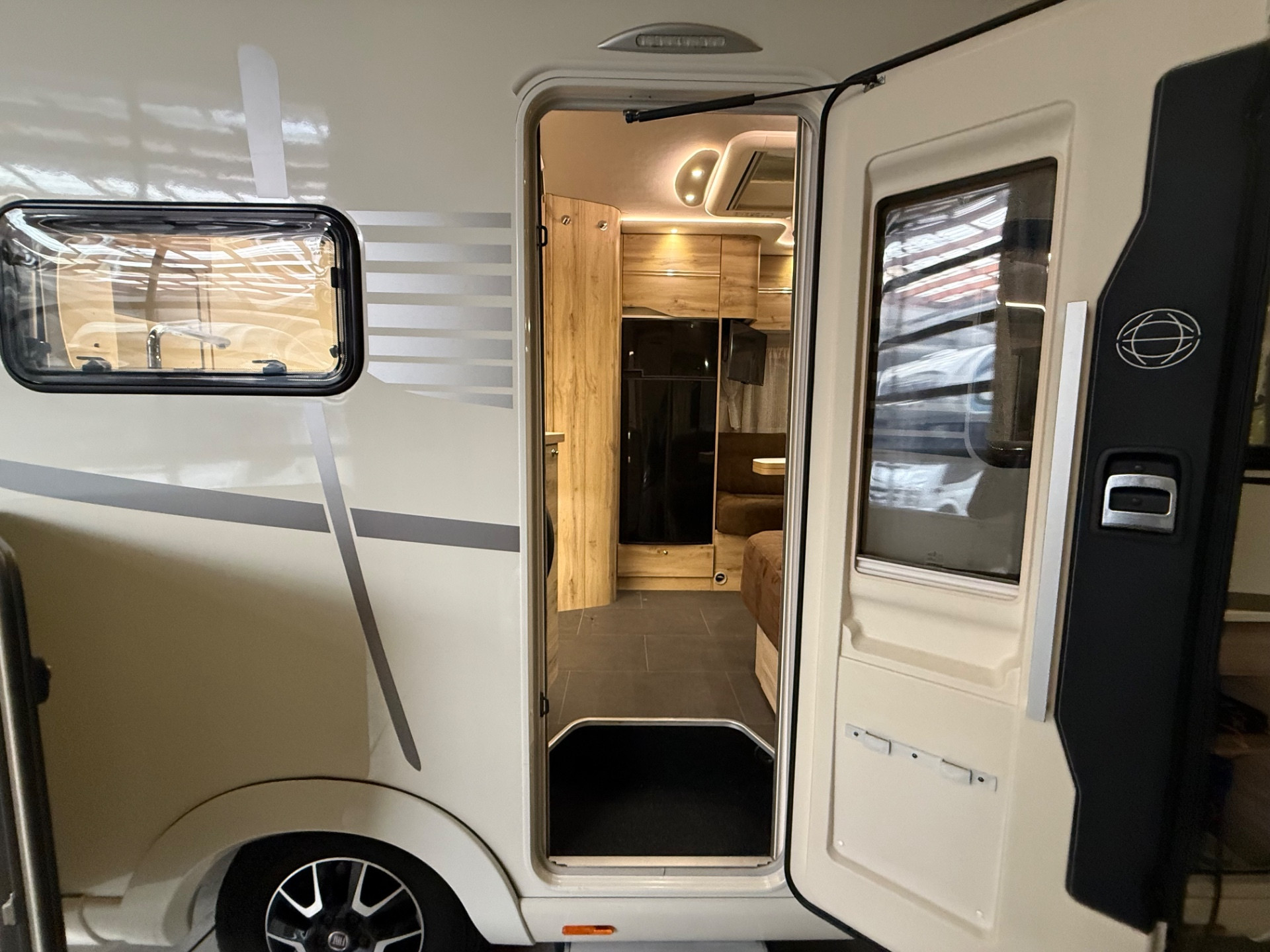 LE VOYAGEUR 6.8 DOPPIO PAVIMENTO