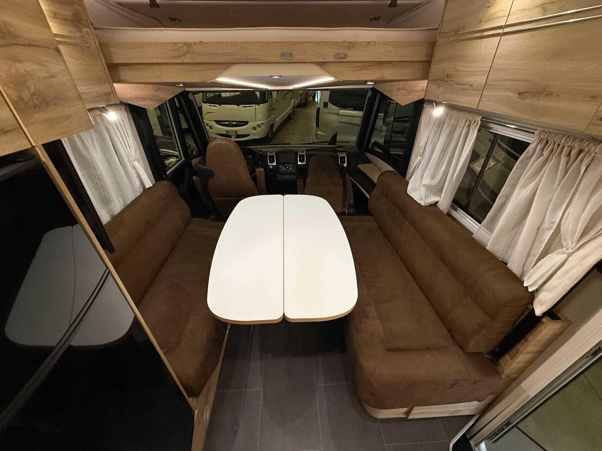 LE VOYAGEUR 6.8 DOPPIO PAVIMENTO
