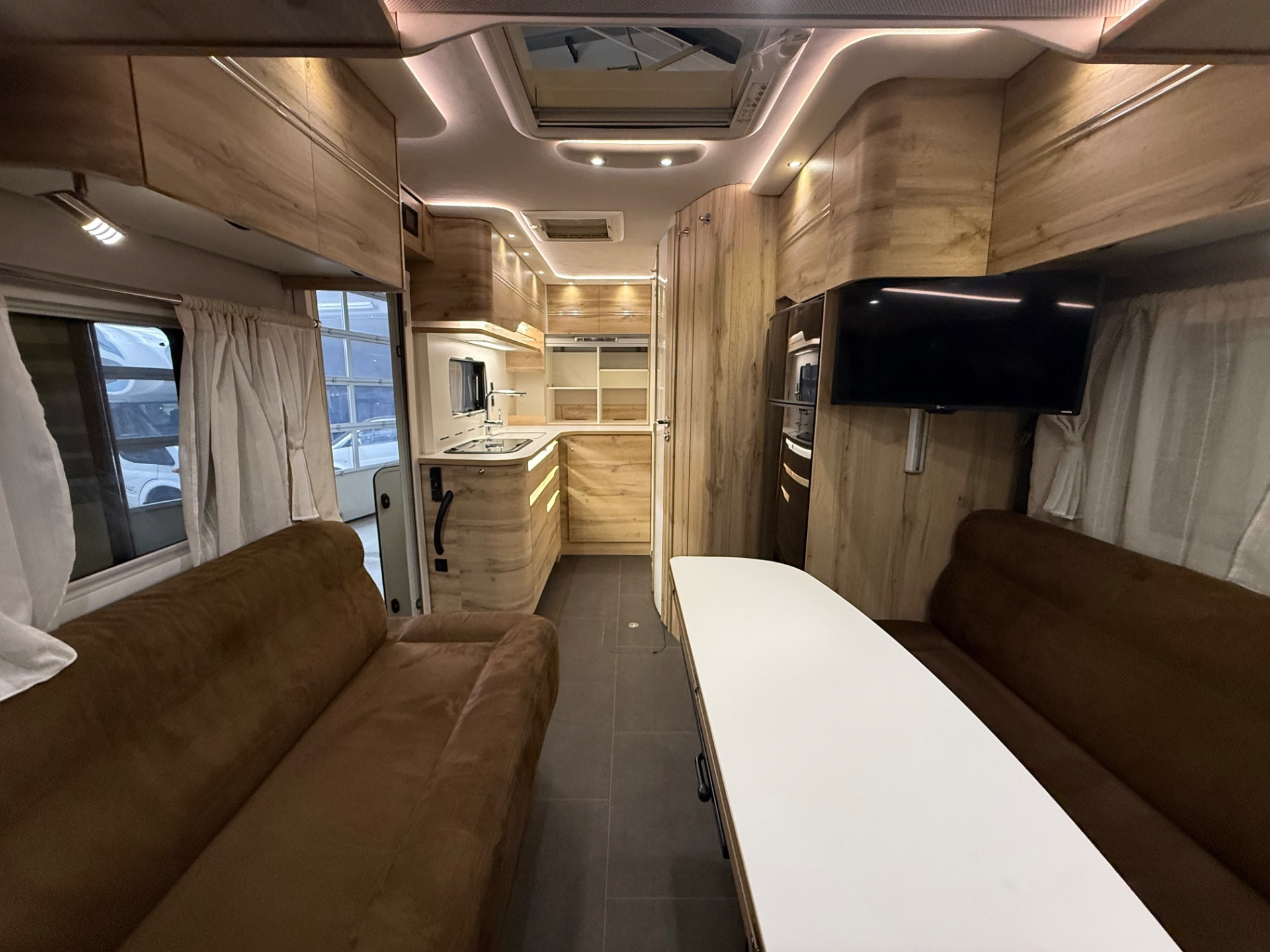 LE VOYAGEUR 6.8 DOPPIO PAVIMENTO