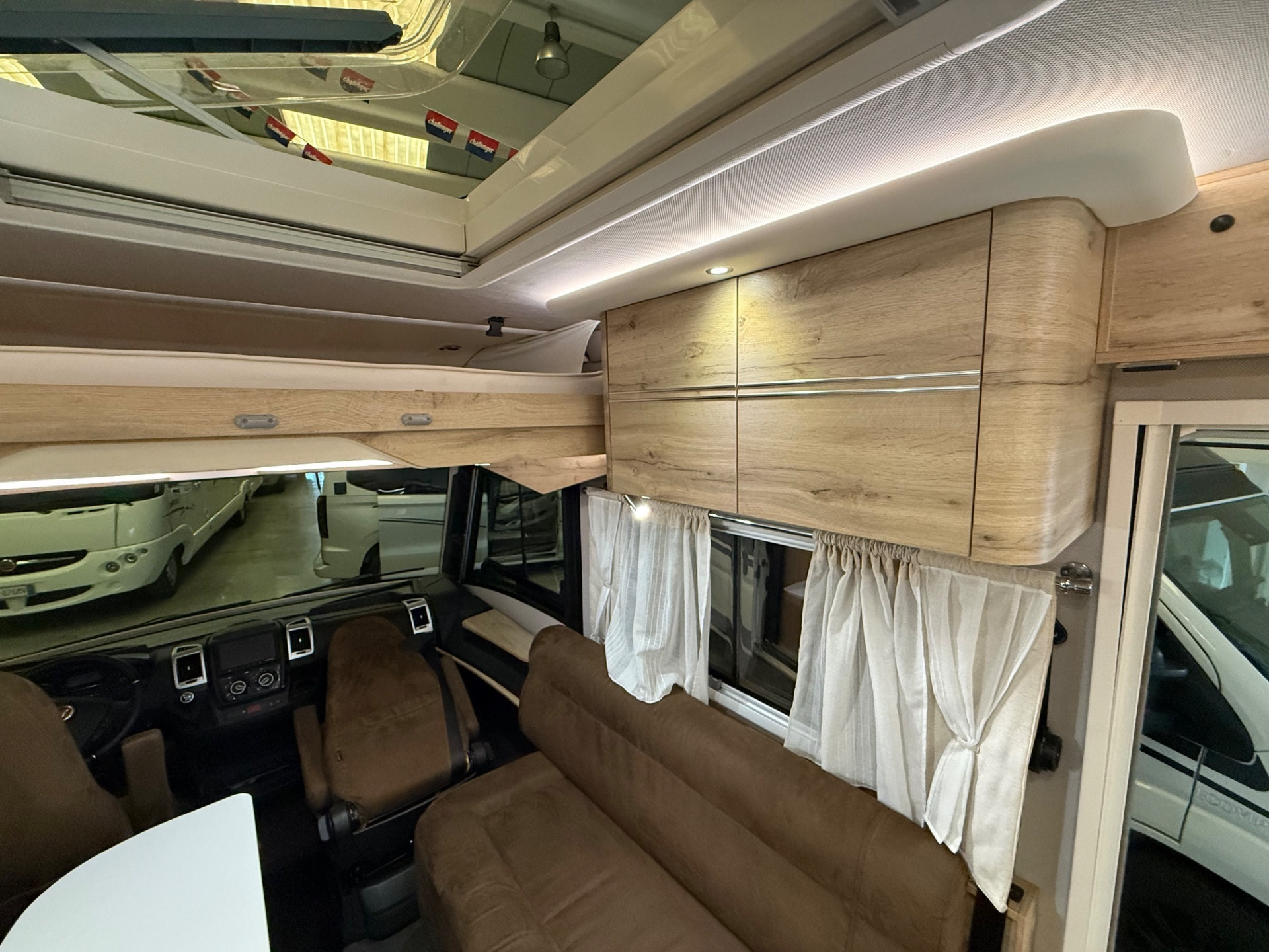 LE VOYAGEUR 6.8 DOPPIO PAVIMENTO