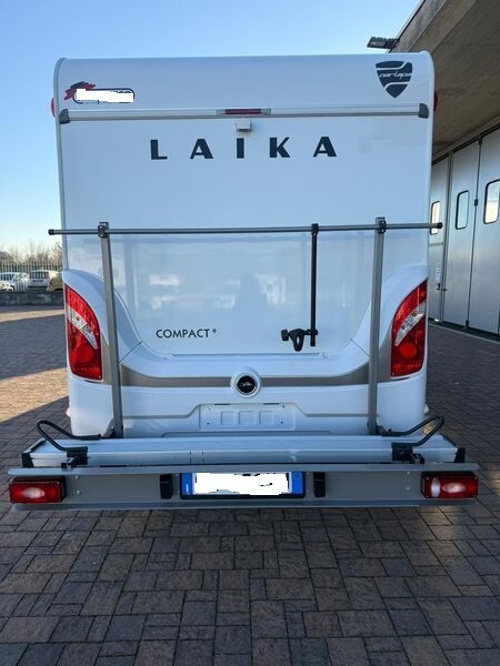 Laika KOSMO COMPACT 9