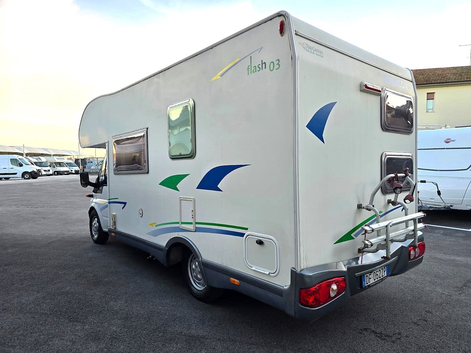 Chausson Flash 3 - MANSARDATO con LETTI TRASVERSAL