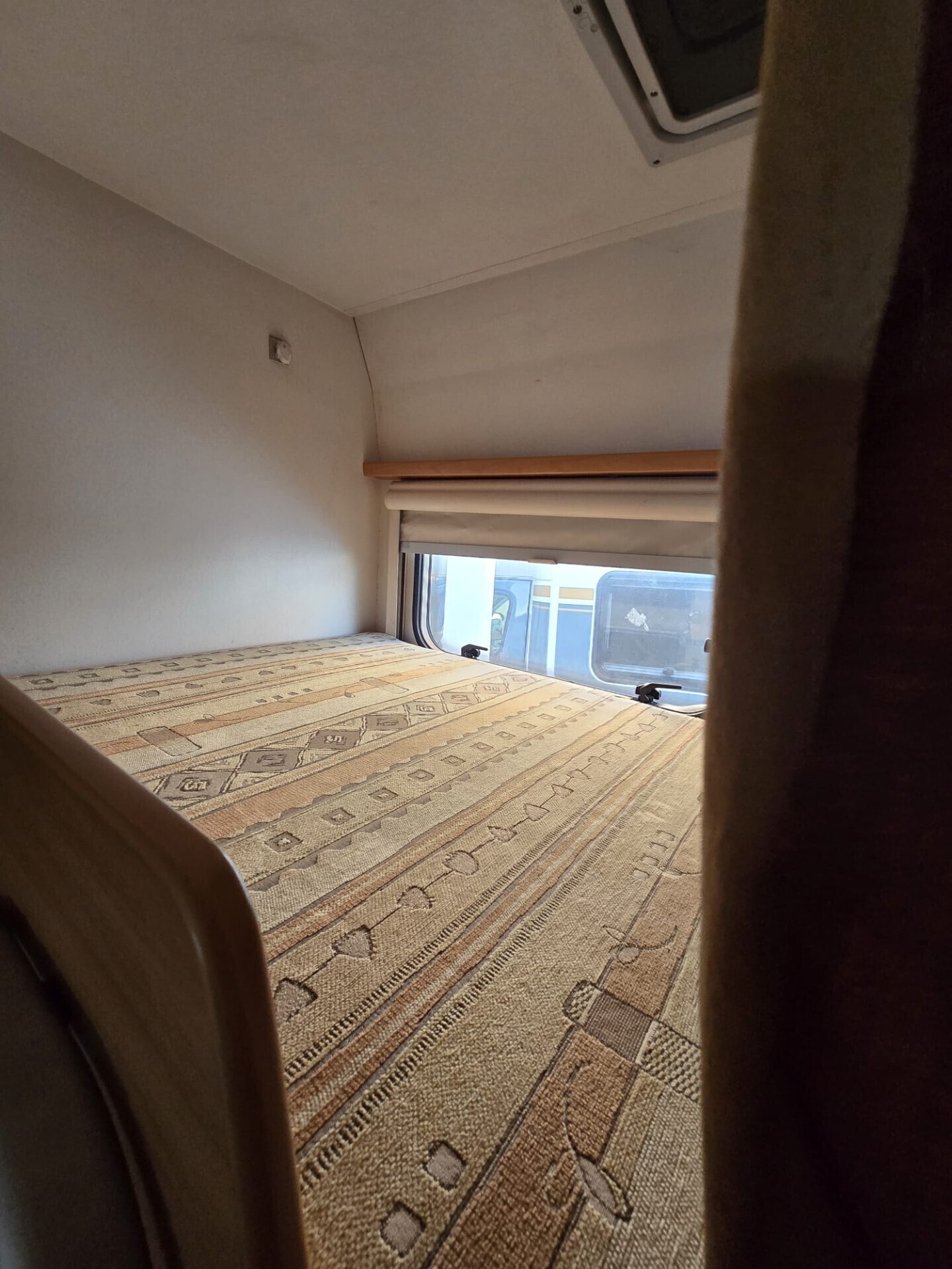 Chausson Flash 3 - MANSARDATO con LETTI TRASVERSAL