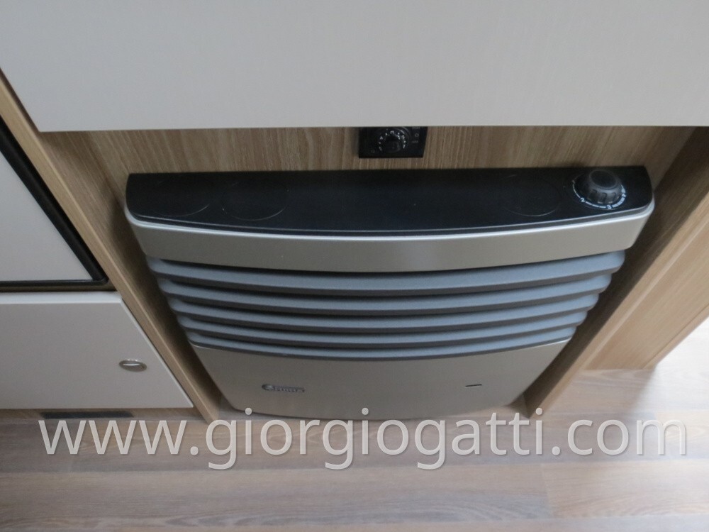 CARAVAN BURSTNER PREMIO 395 TS 1300 KG CON MOOVER 