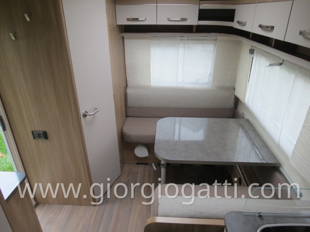 CARAVAN BURSTNER PREMIO 395 TS 1300 KG CON MOOVER 