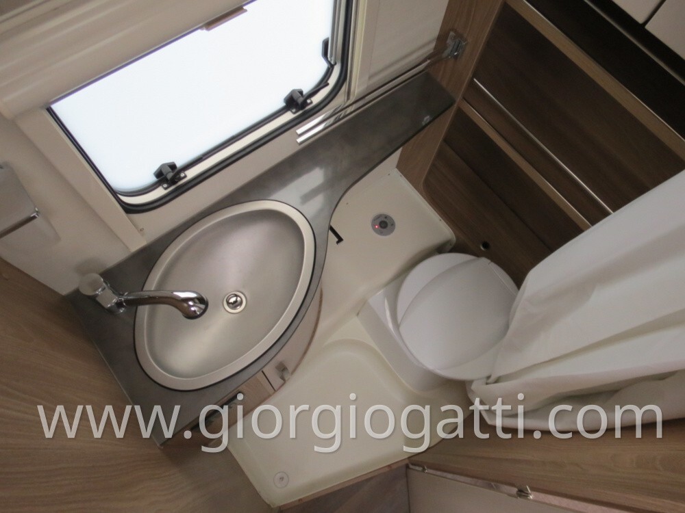 CARAVAN BURSTNER PREMIO 395 TS 1300 KG CON MOOVER 