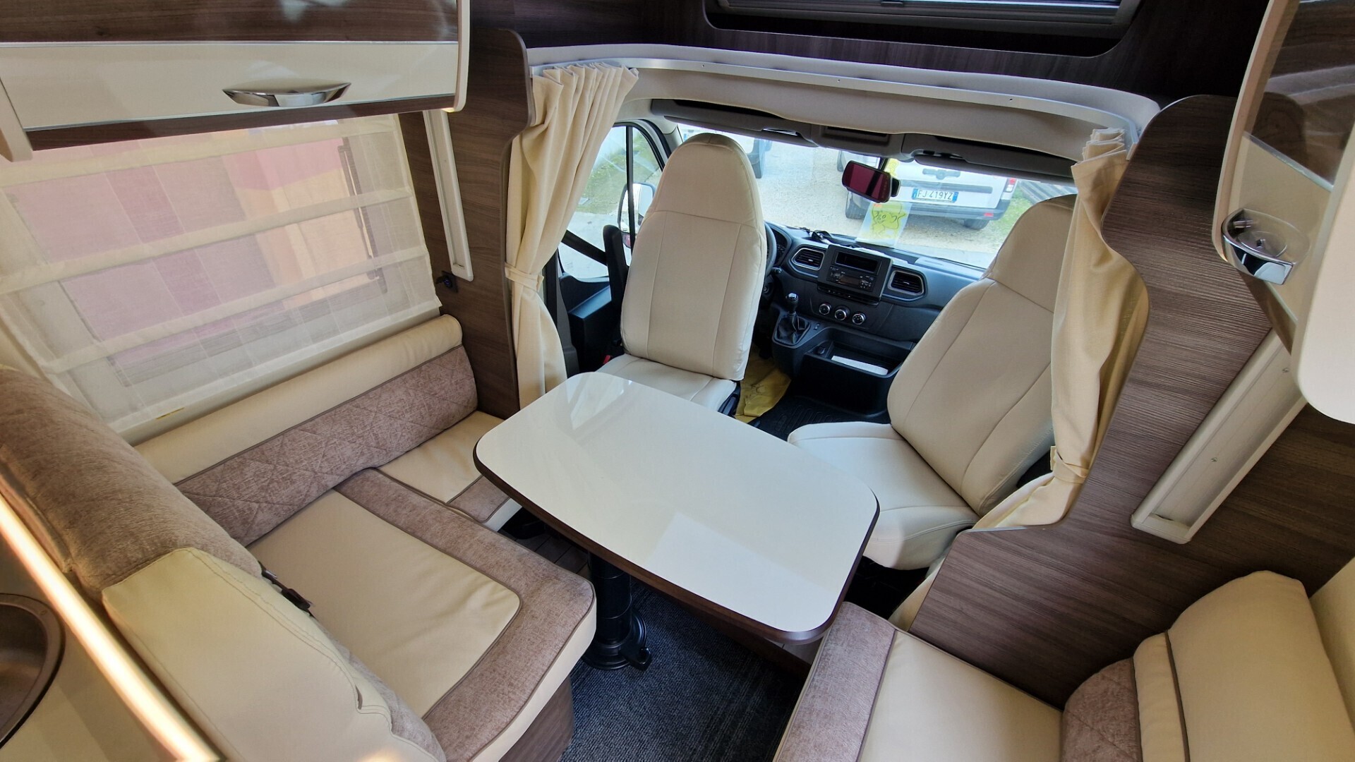 Camper Semintegrale Mclouis Yearling 83 2024