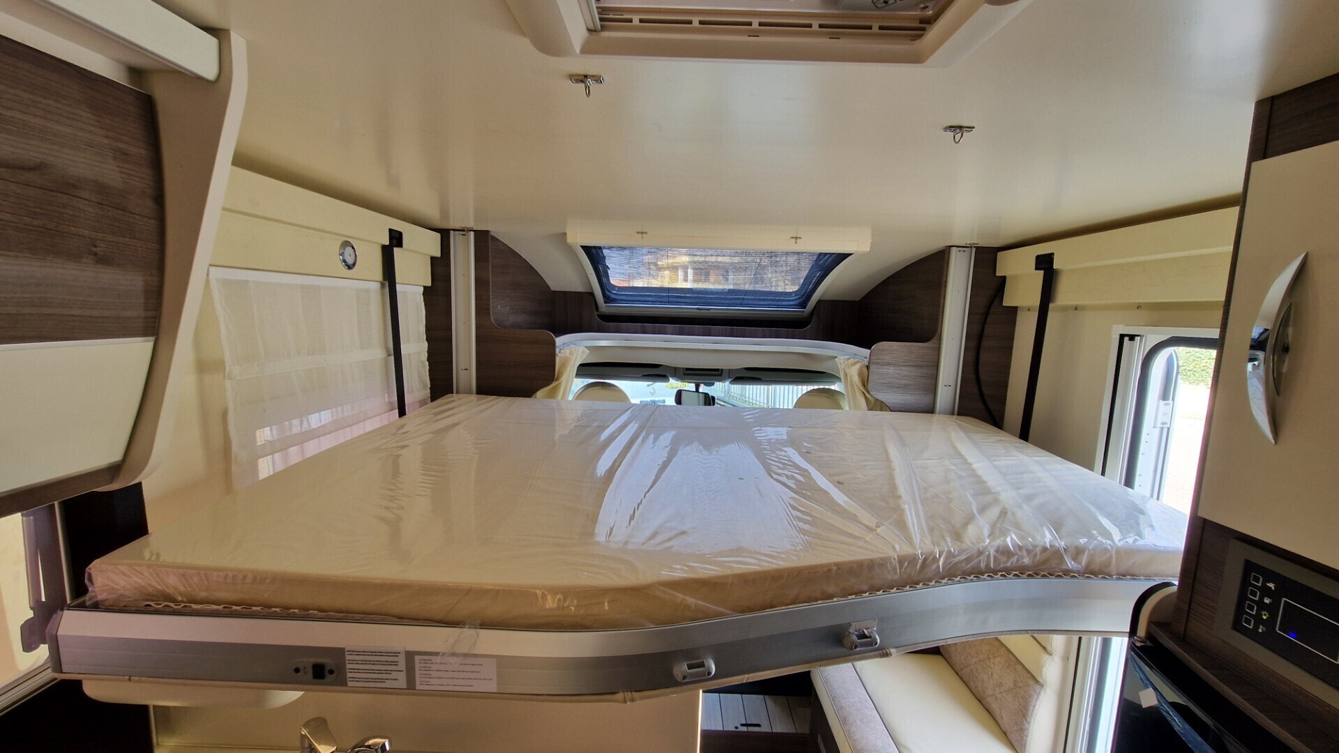 Camper Semintegrale Mclouis Yearling 83 2024