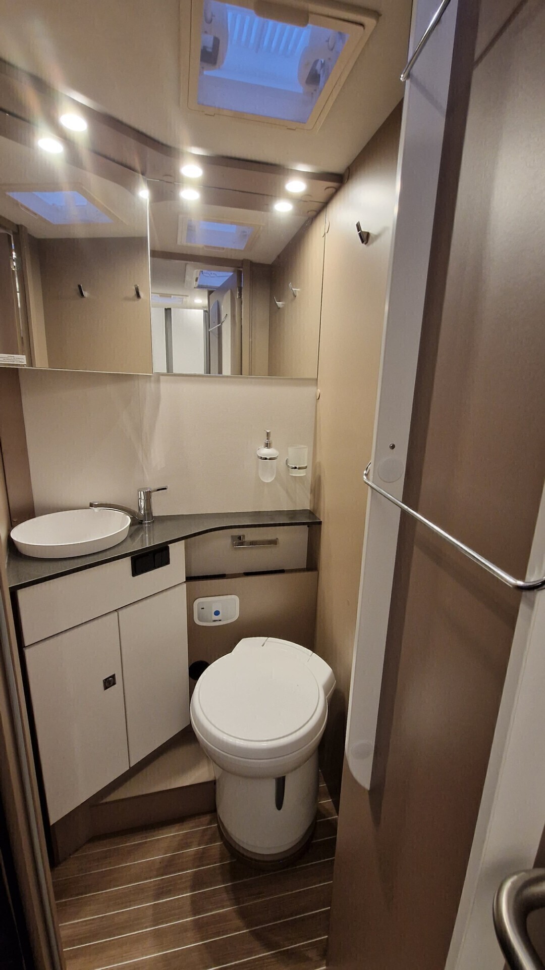 Blucamp Ocean 525 2025