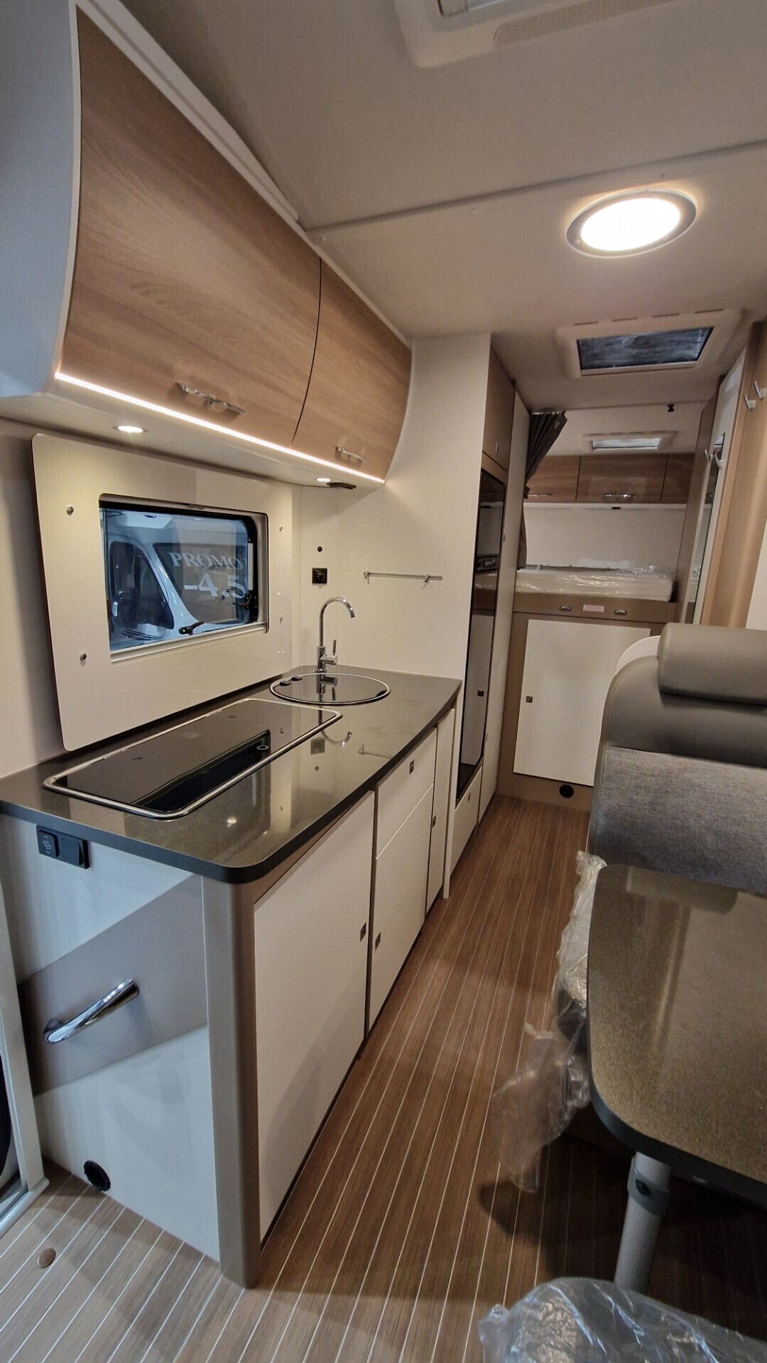 Camper Mansardato Blucamp Ocean 650 6 posti