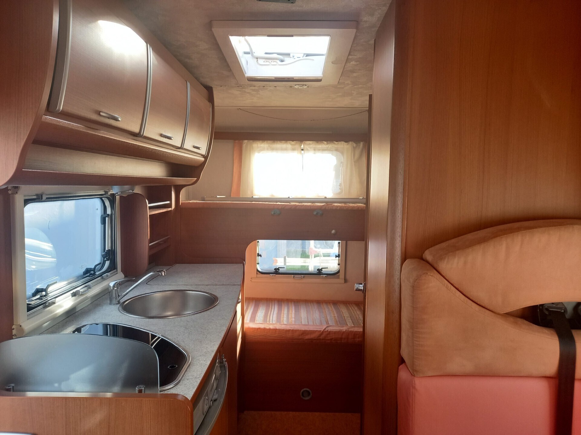 ELNAGH DUKE 37 - MASARDA LETTI CASTELLO