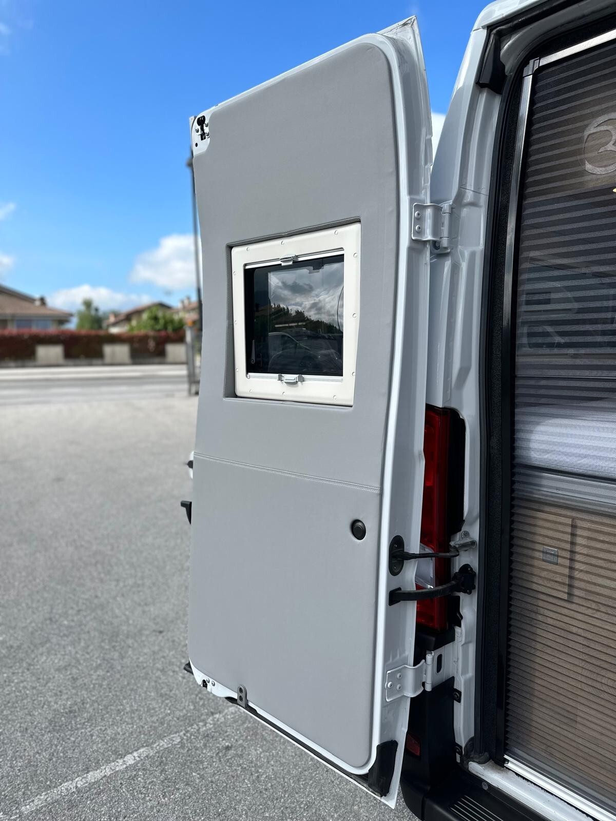 Robeta Kronos 599 - 2023