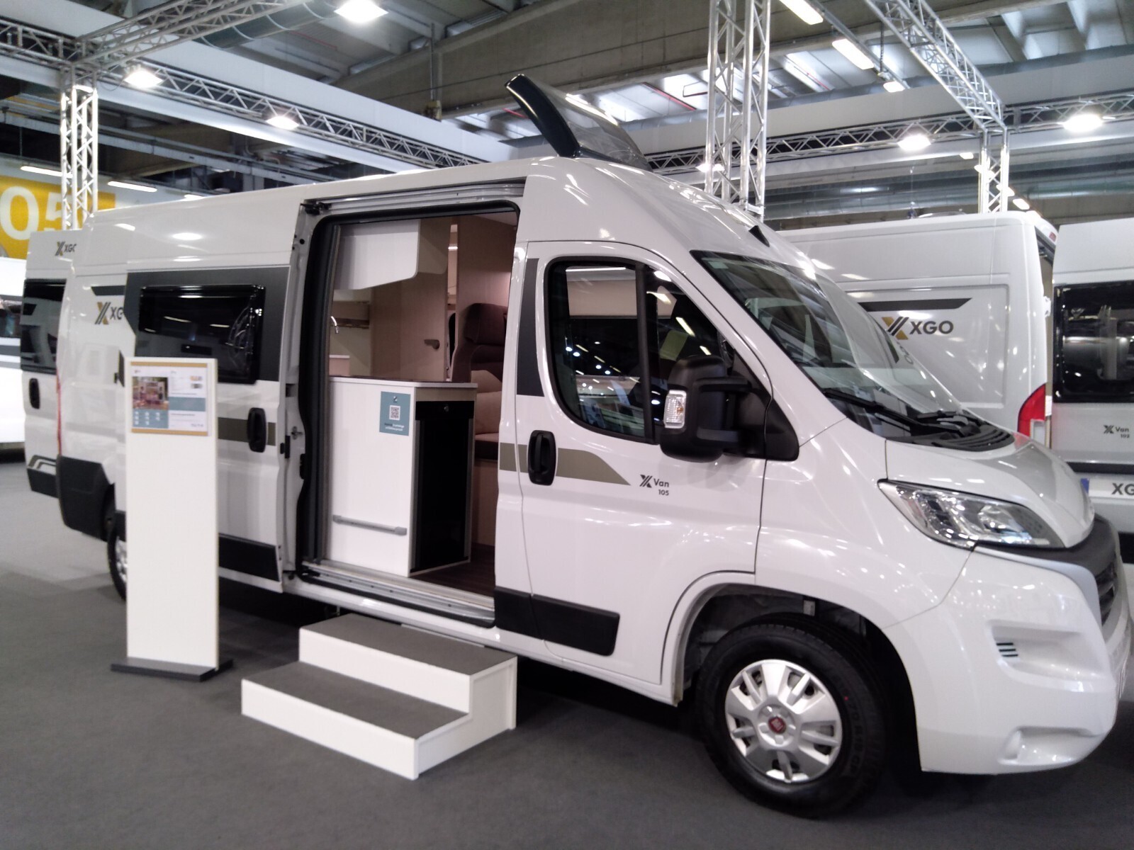 Xgo VAN 105
