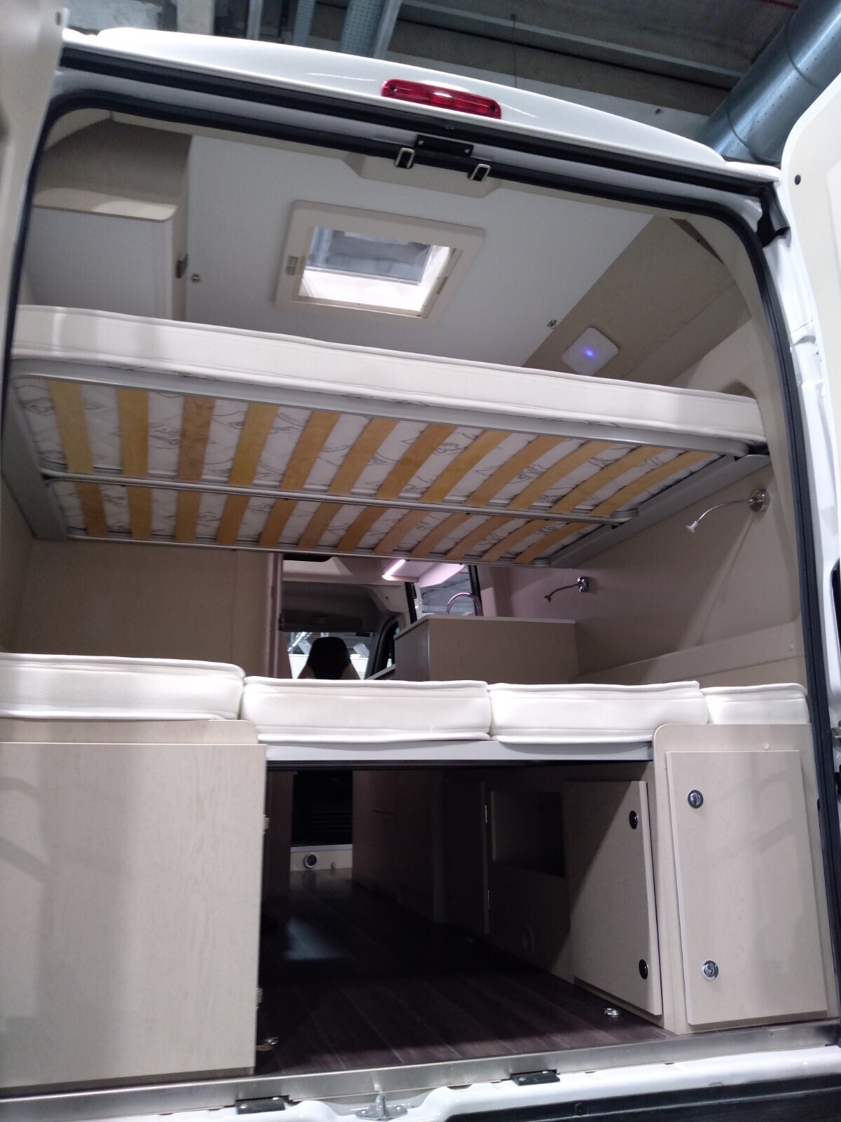 Xgo VAN 105