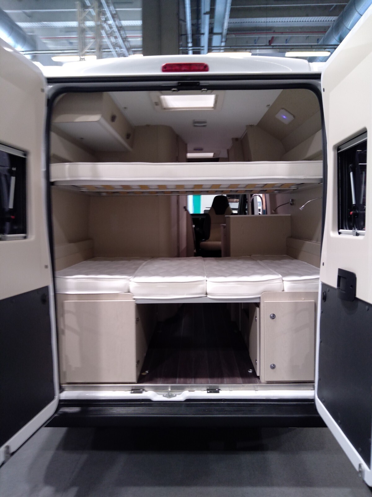 Xgo VAN 105