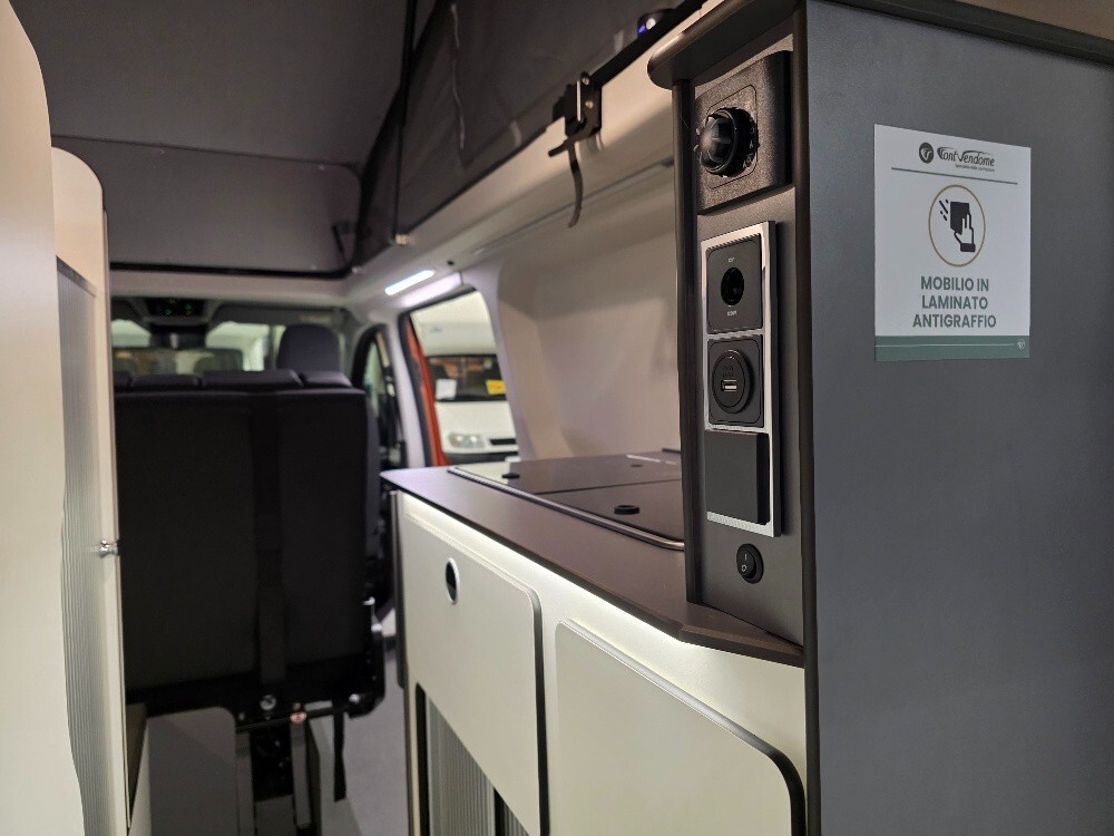 CAMPER VAN FONT VENDOME X-CAPE FXL