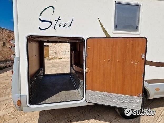 MC LOUIS STEEL 545g Garage anno 2012