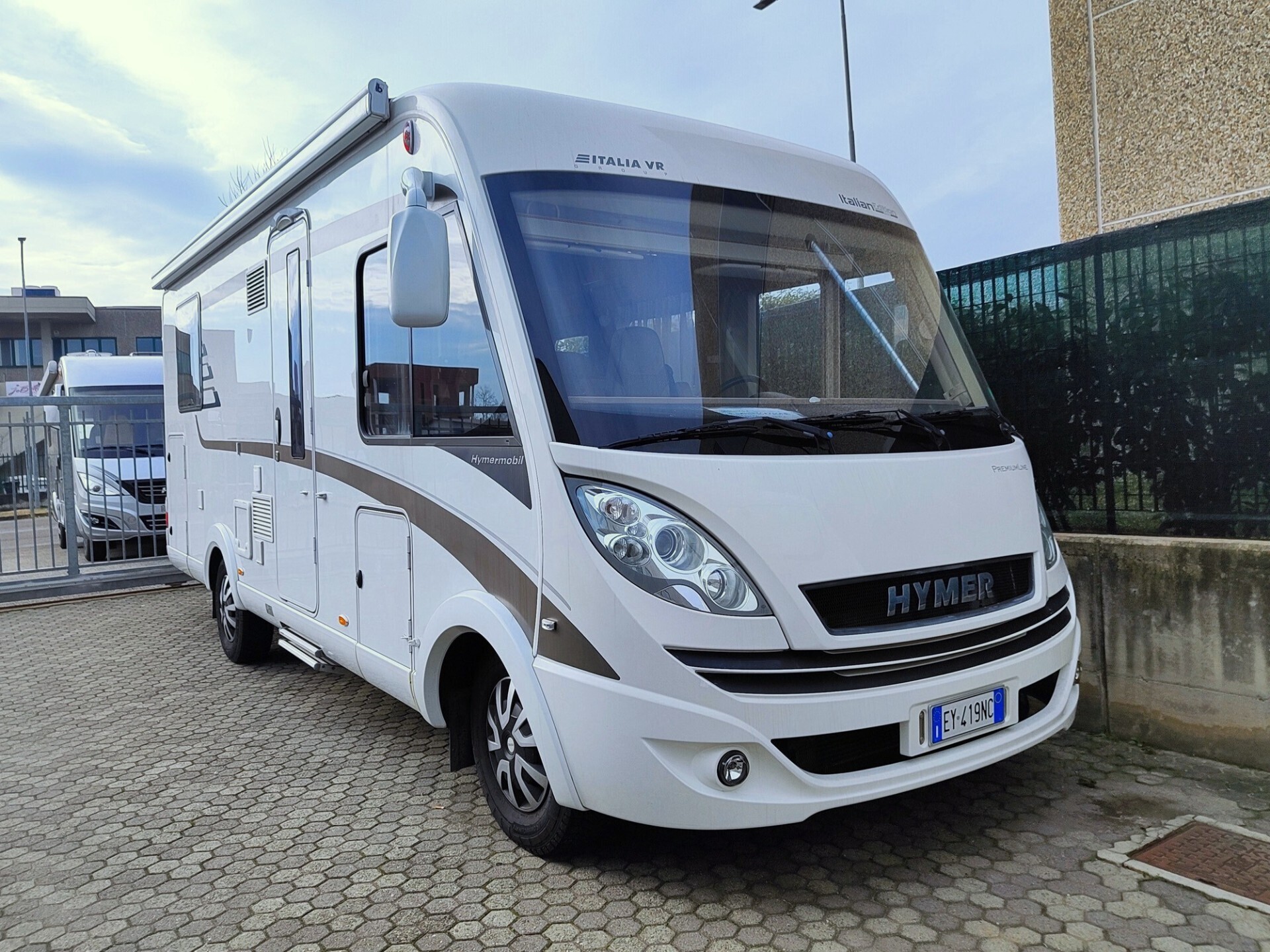 Hymer/eriba B 598 Premium Line Motorhome con letto