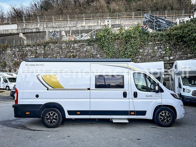 CI Kyros DUO XL Van 640 letto posteriore basculant