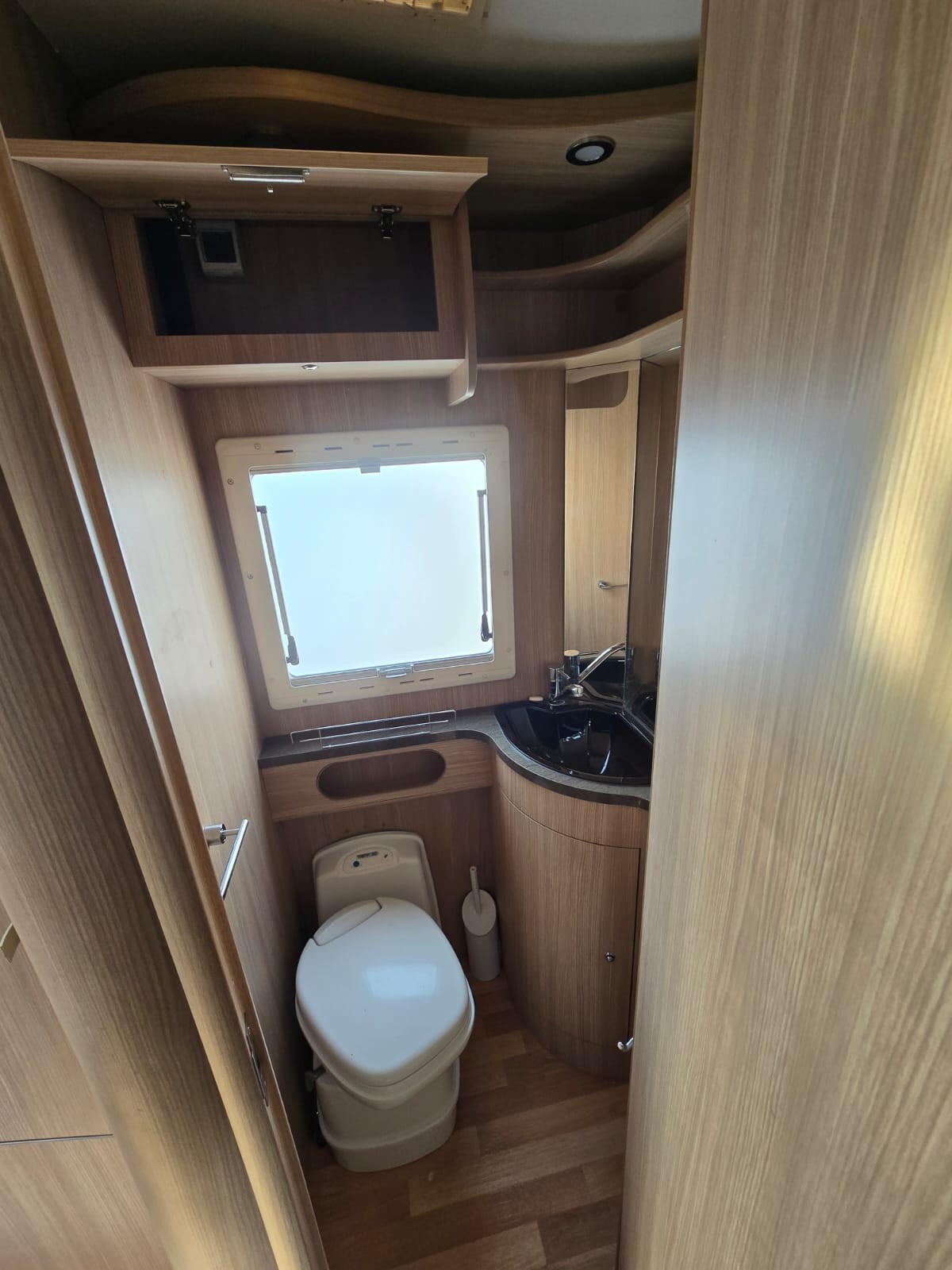 CAMPER MANSARDATO ELNAGH DUKE 54 CON LETTO MATRIMO