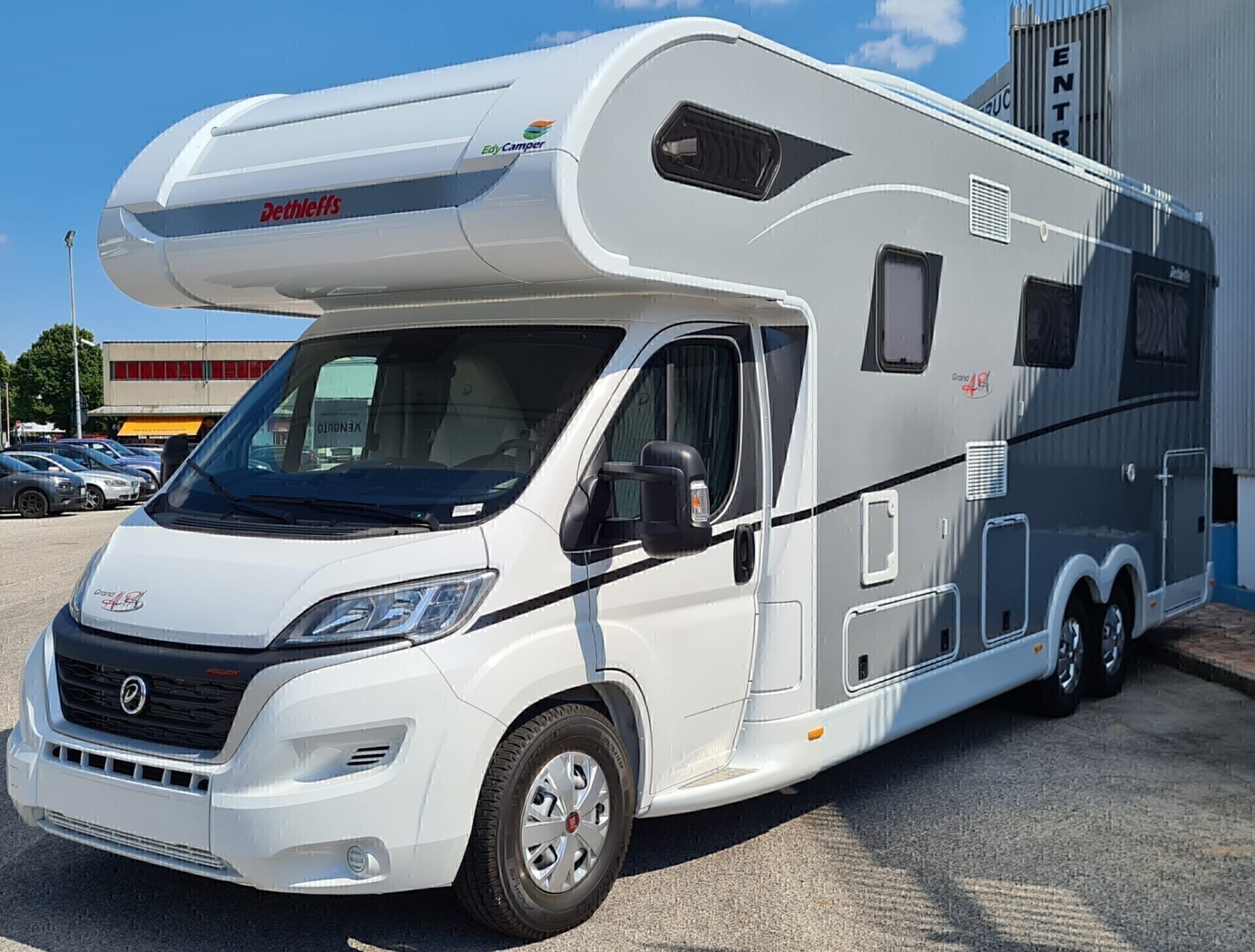 Dethleffs ALPA A7820-2 MANSARDATO CON LETTI GEMELL