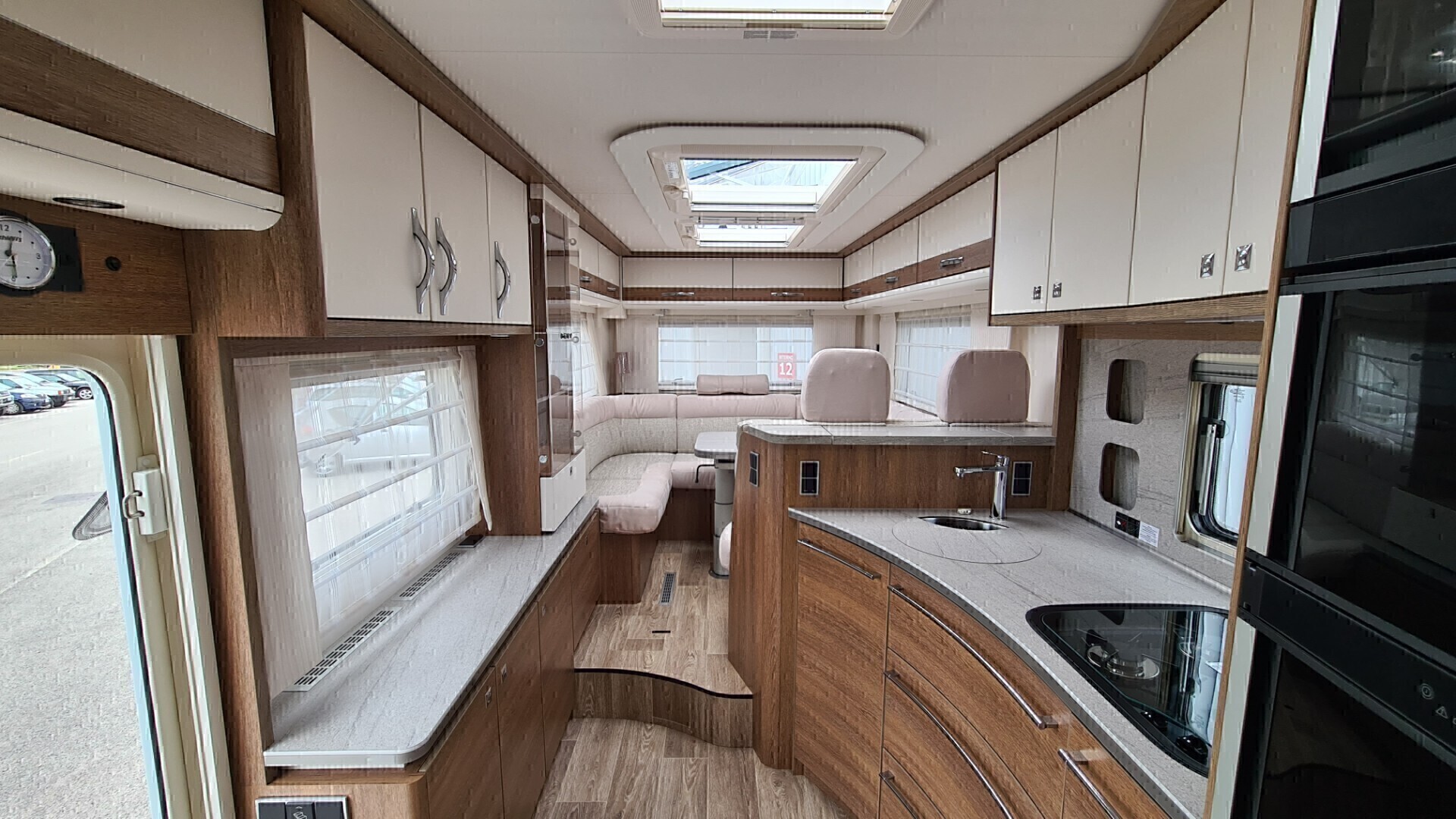 Dethleffs ALPA A7820-2 MANSARDATO CON LETTI GEMELL