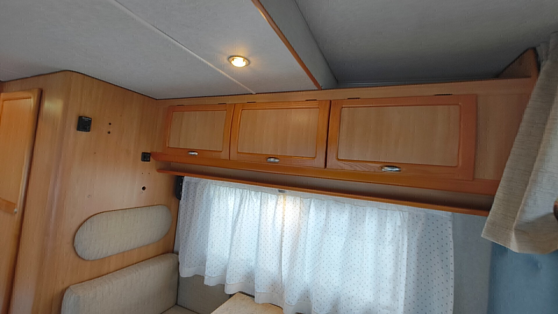 Elnagh DORAL MANSARDATO CON DOPPIA DINETTE CAMPER
