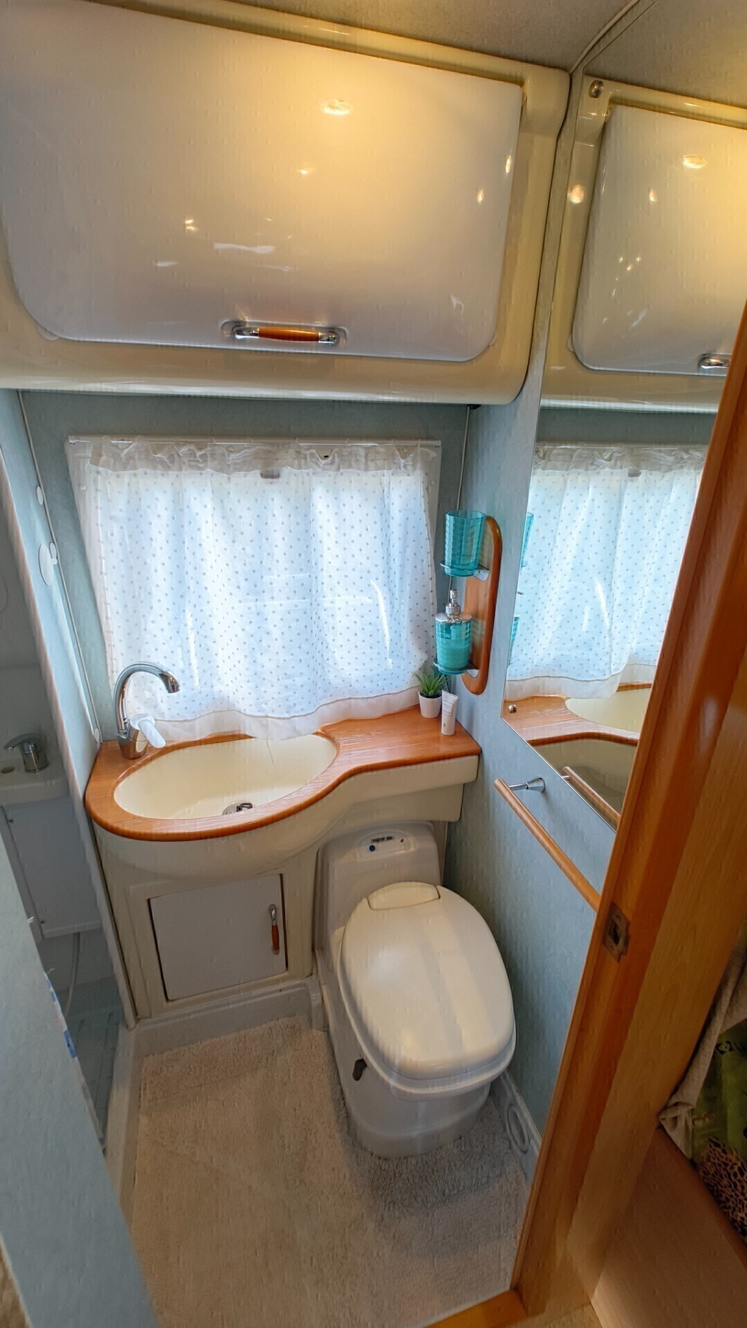 Elnagh DORAL MANSARDATO CON DOPPIA DINETTE CAMPER