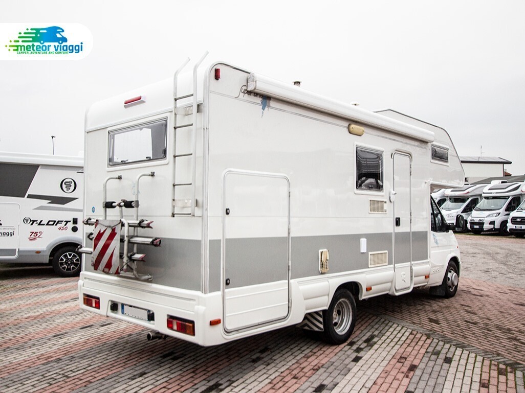 Camper Mansardato 6 posti Rimor Superbrig