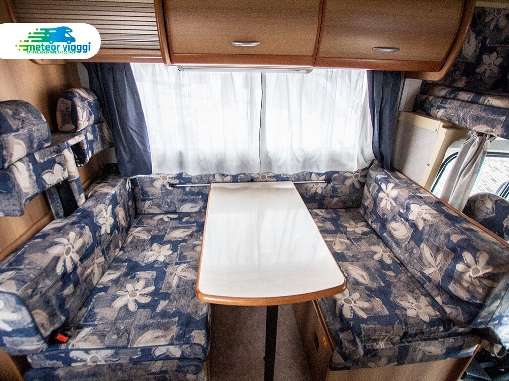 Camper Mansardato 6 posti Rimor Superbrig