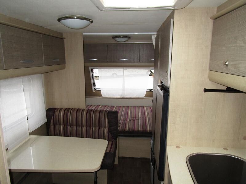 Burstner Premio 495 TK 2013, 6 posti letto moover