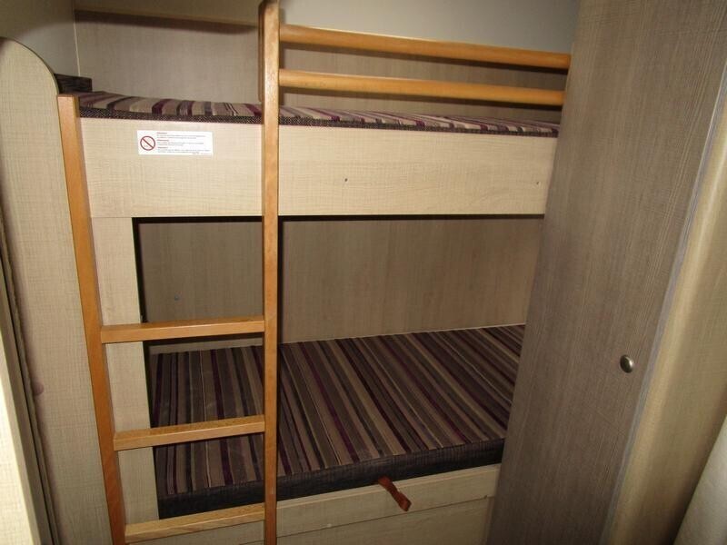 Burstner Premio 495 TK 2013, 6 posti letto moover