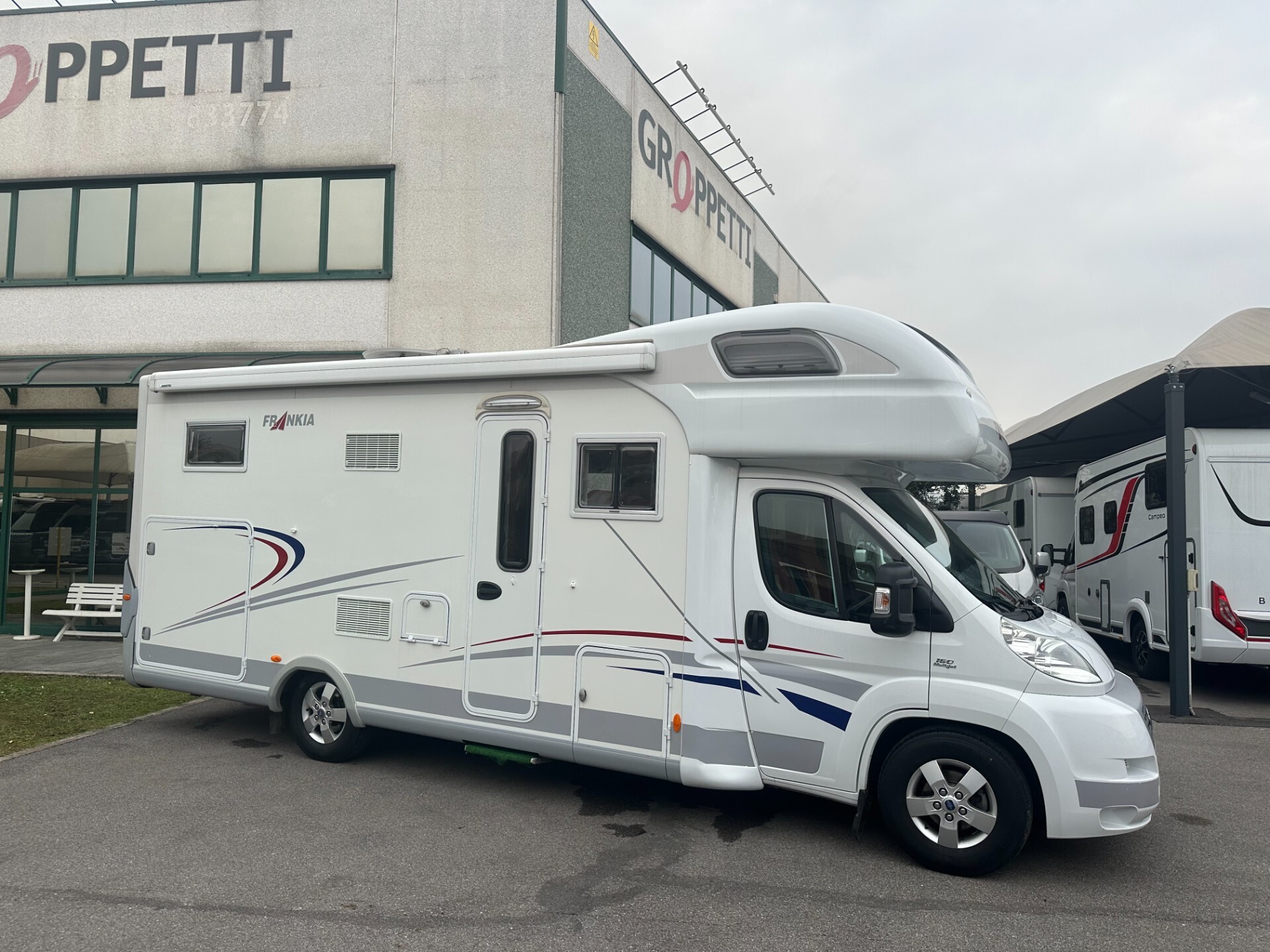 Frankia A 740 DB