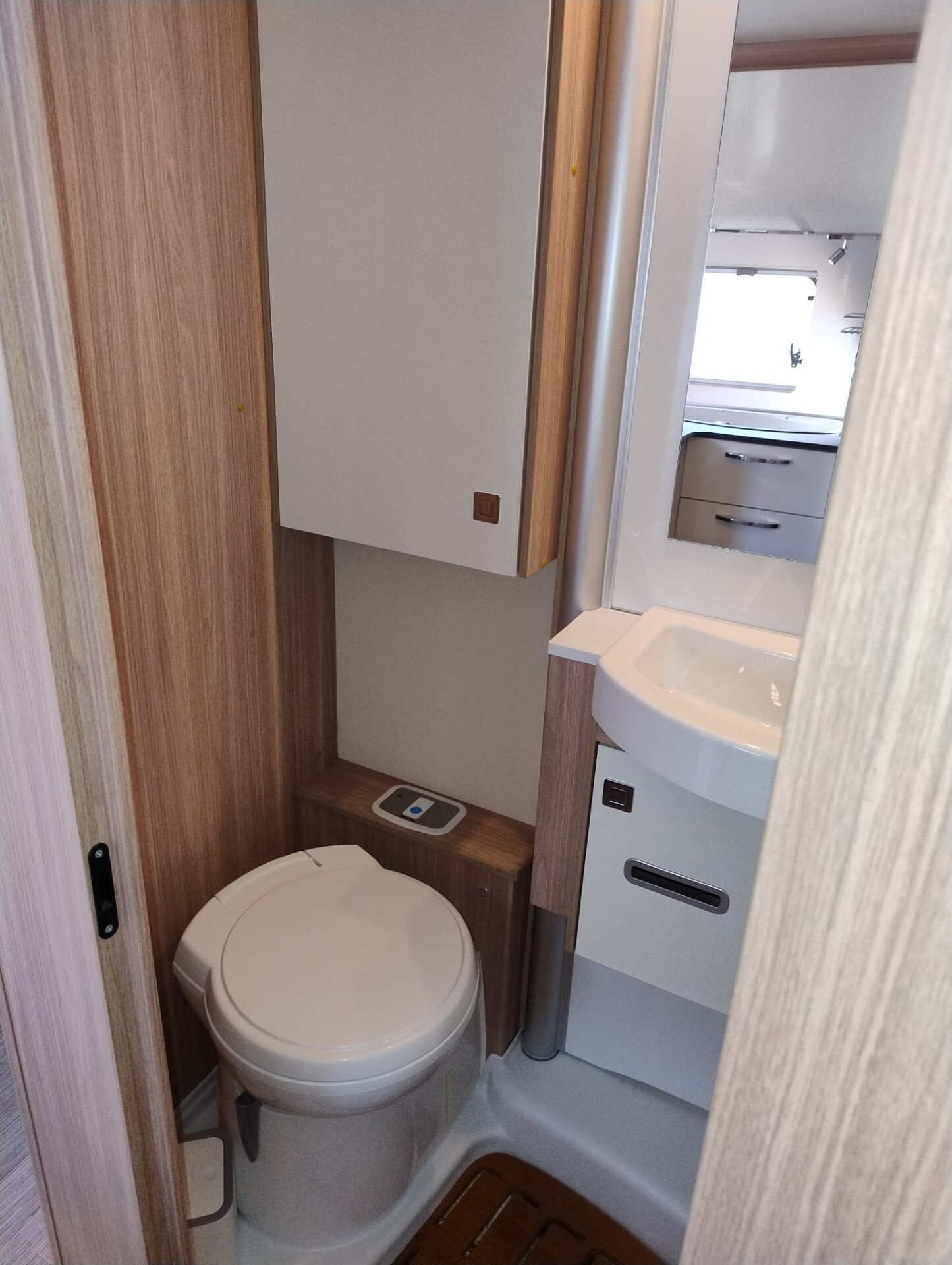 Bürstner IXEO I 690 G MOTORHOME