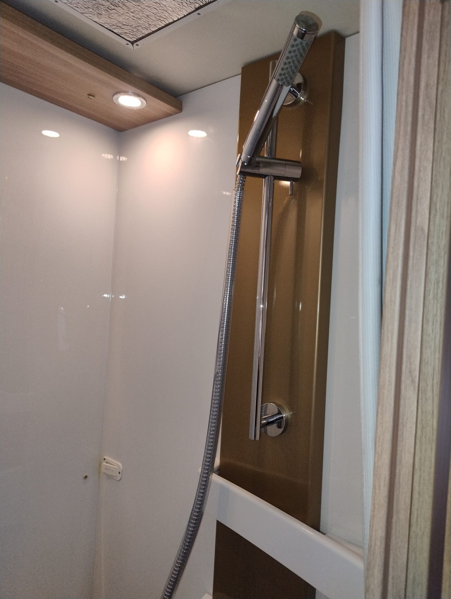 Bürstner IXEO I 690 G MOTORHOME