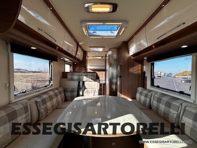 RAPIDO ITINEO SB 700 MOTORHOME 699 CM 150 CV 12/16