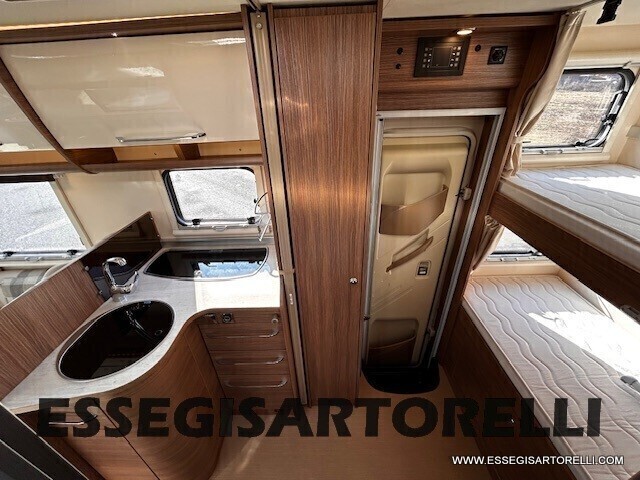 RAPIDO ITINEO SB 700 MOTORHOME 699 CM 150 CV 12/16