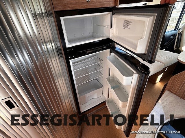 RAPIDO ITINEO SB 700 MOTORHOME 699 CM 150 CV 12/16