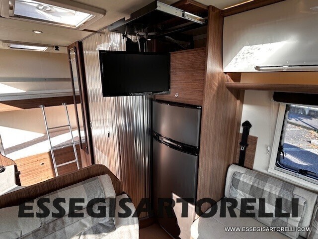 RAPIDO ITINEO SB 700 MOTORHOME 699 CM 150 CV 12/16
